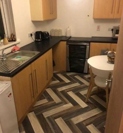 Lovely Ground Floor Apartment With Easy Parking. Belfast Exterior photo