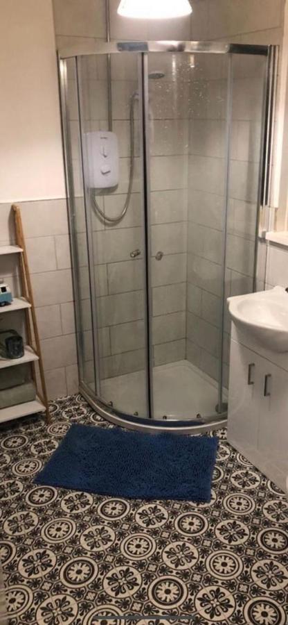 Lovely Ground Floor Apartment With Easy Parking. Belfast Exterior photo