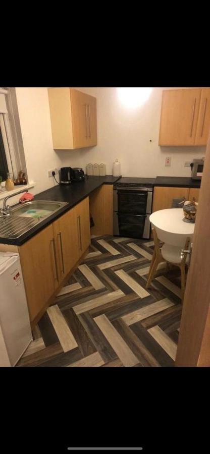 Lovely Ground Floor Apartment With Easy Parking. Belfast Exterior photo